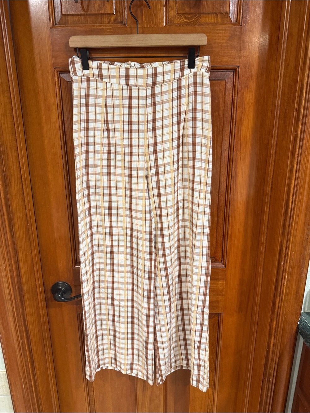 Plaid Wide-Leg Pants in Cream and Brown